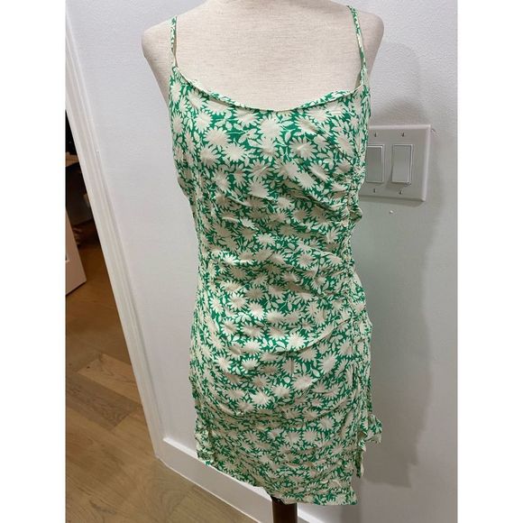 Floral Capulet dress - Picture 1 of 7